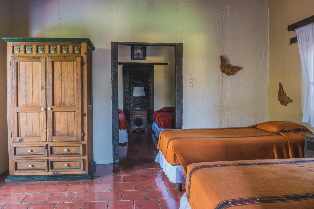 Hotel Toliman San Lucas Tolimán Buitenkant foto