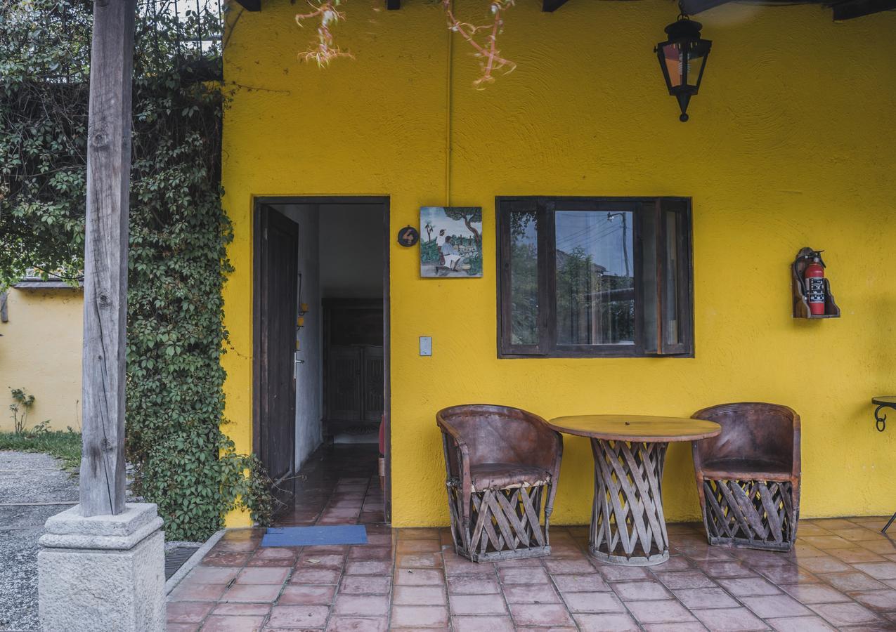 Hotel Toliman San Lucas Tolimán Buitenkant foto