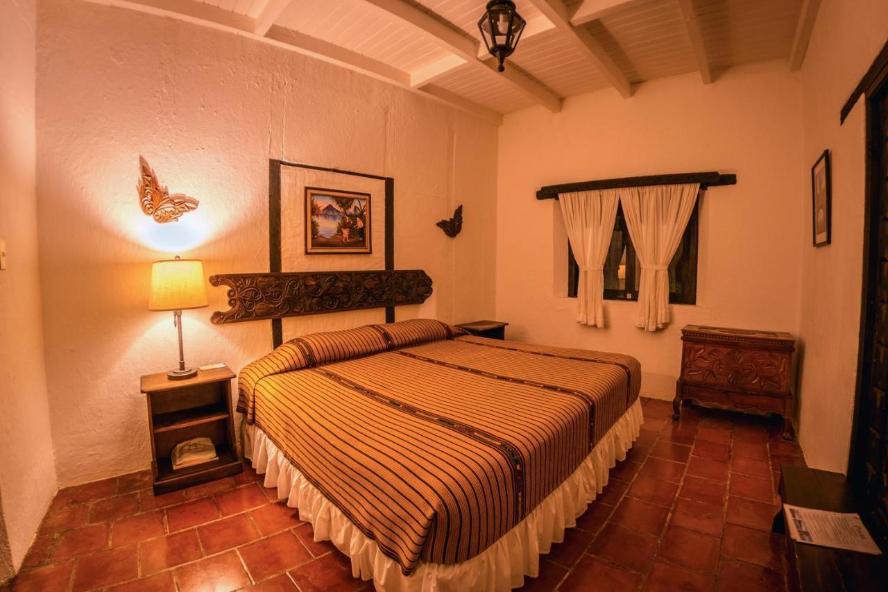 Hotel Toliman San Lucas Tolimán Buitenkant foto